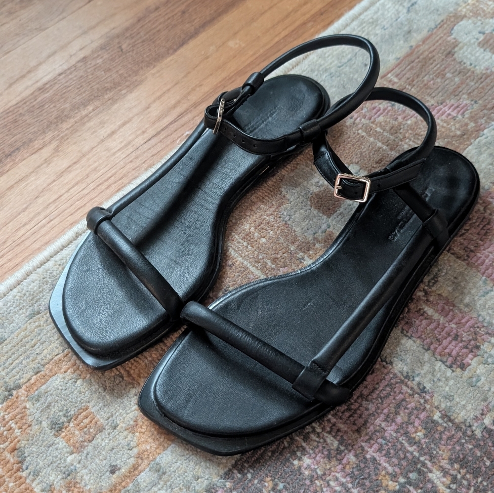 Lafayette 148 New York Black Leather Sandals